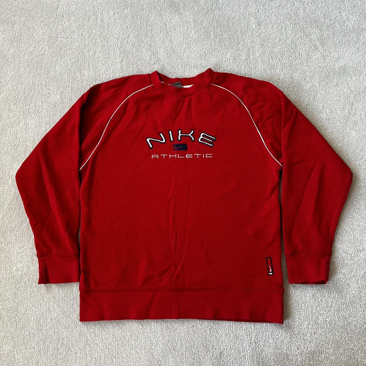 Vintage red clearance nike sweatshirt