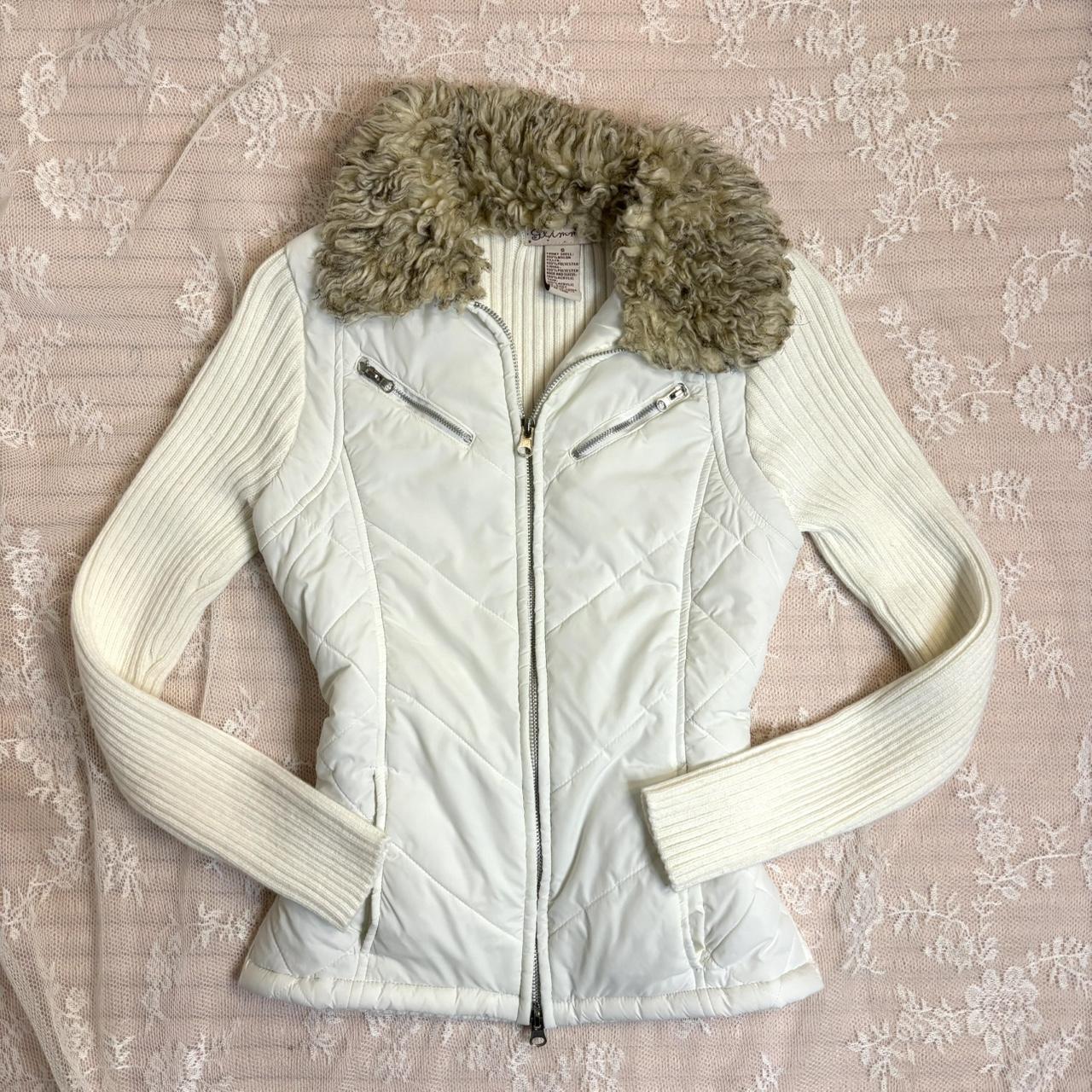 Y2k puffer-jacket - Depop