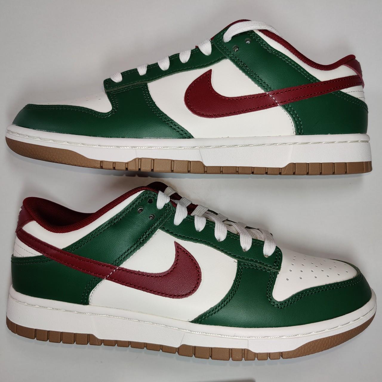 pale green nike trainers
