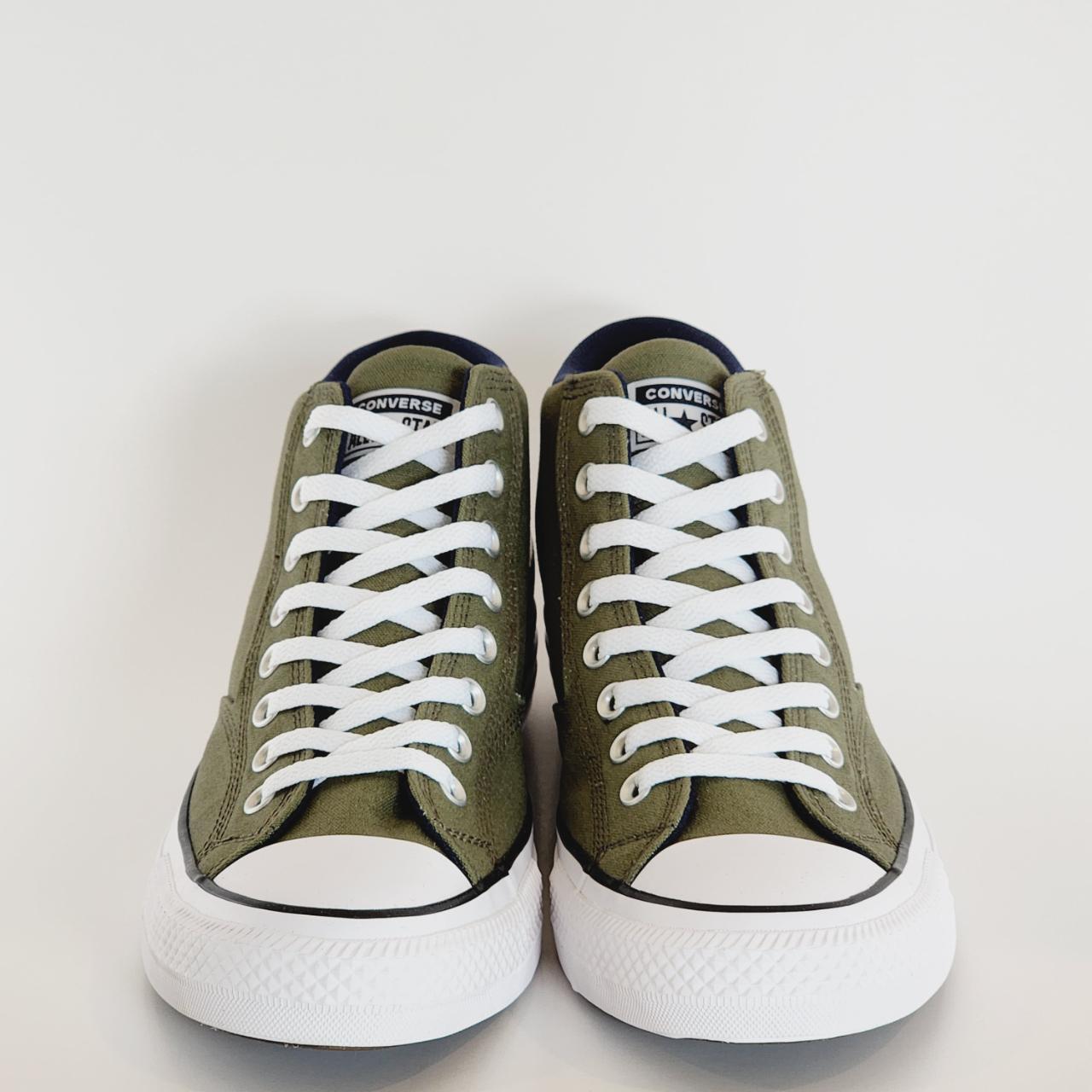 Olive green converse deals