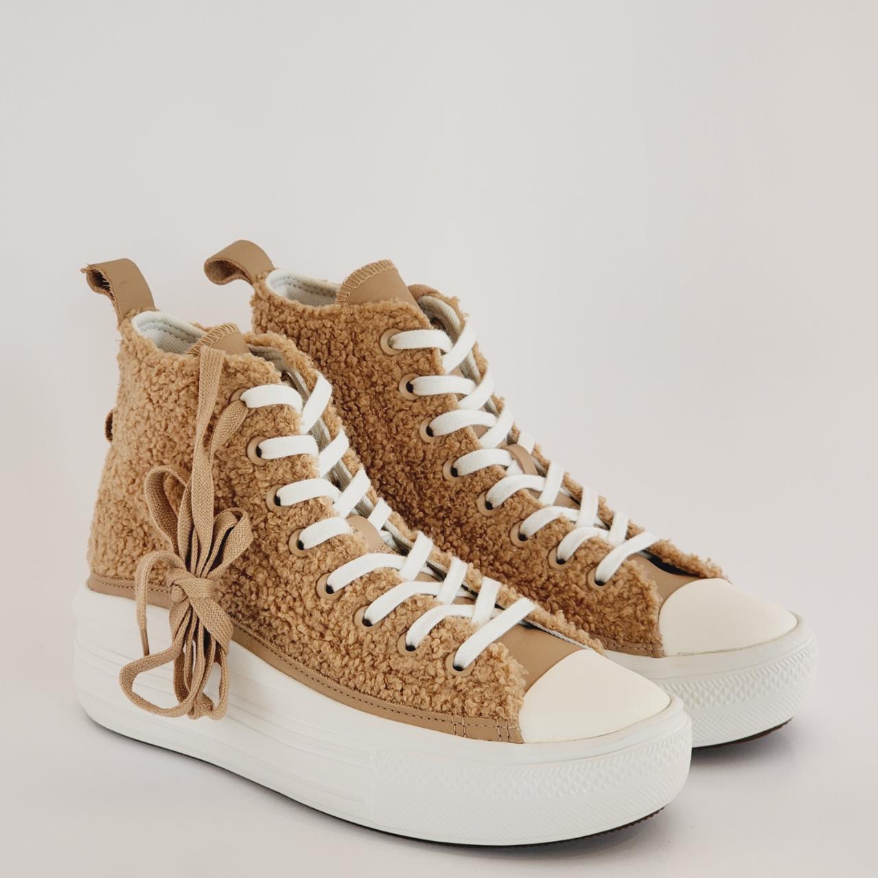 Cream store converse boots