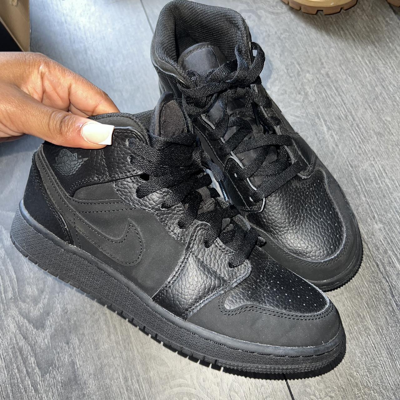 all black 1s jordans