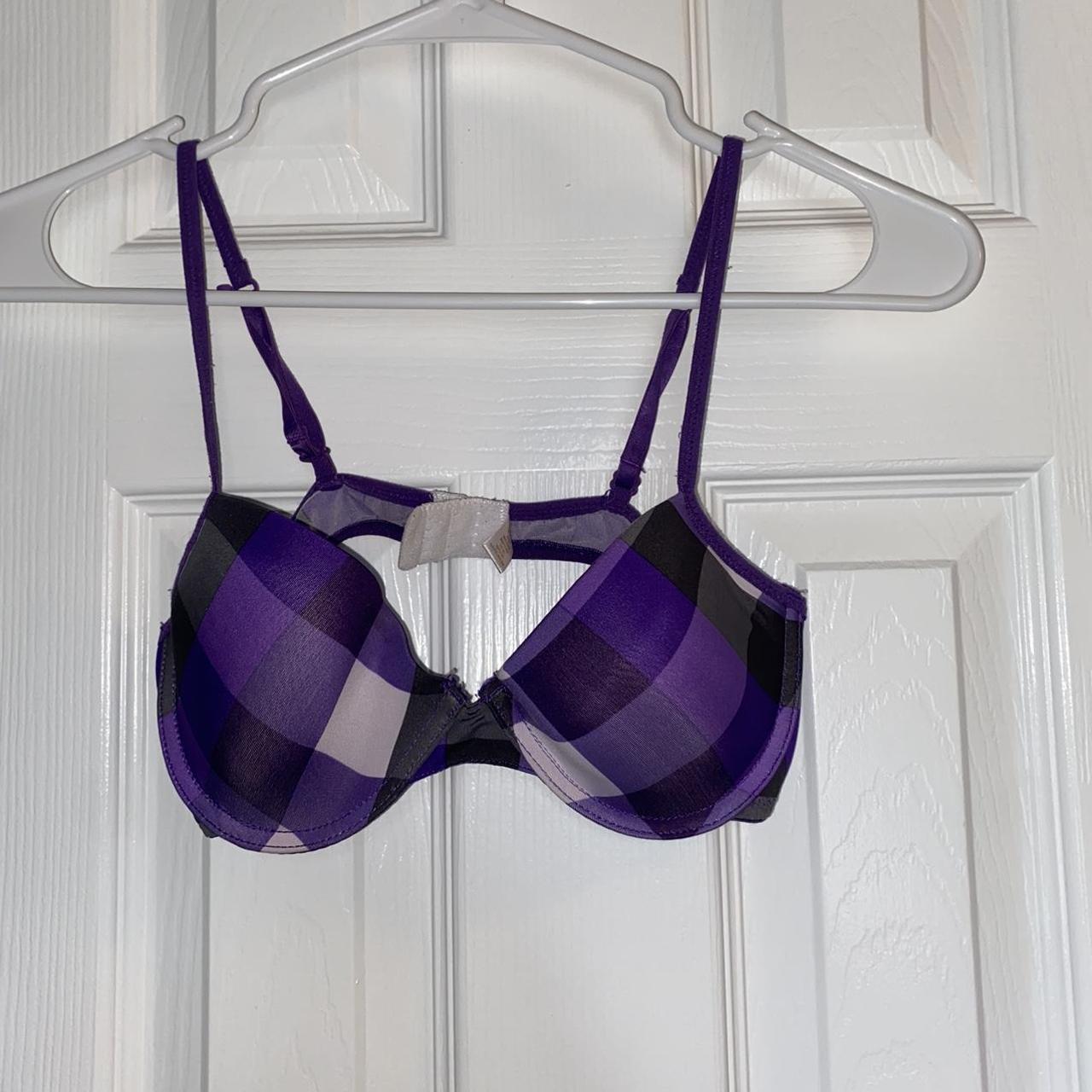 item listed by angelhollidayyy
