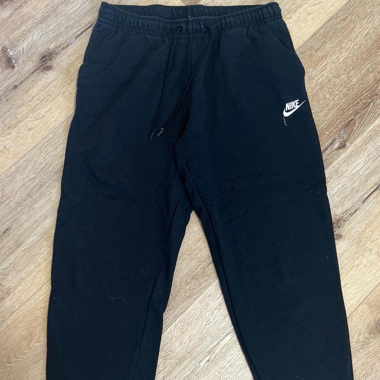 Nike joggers outlet price