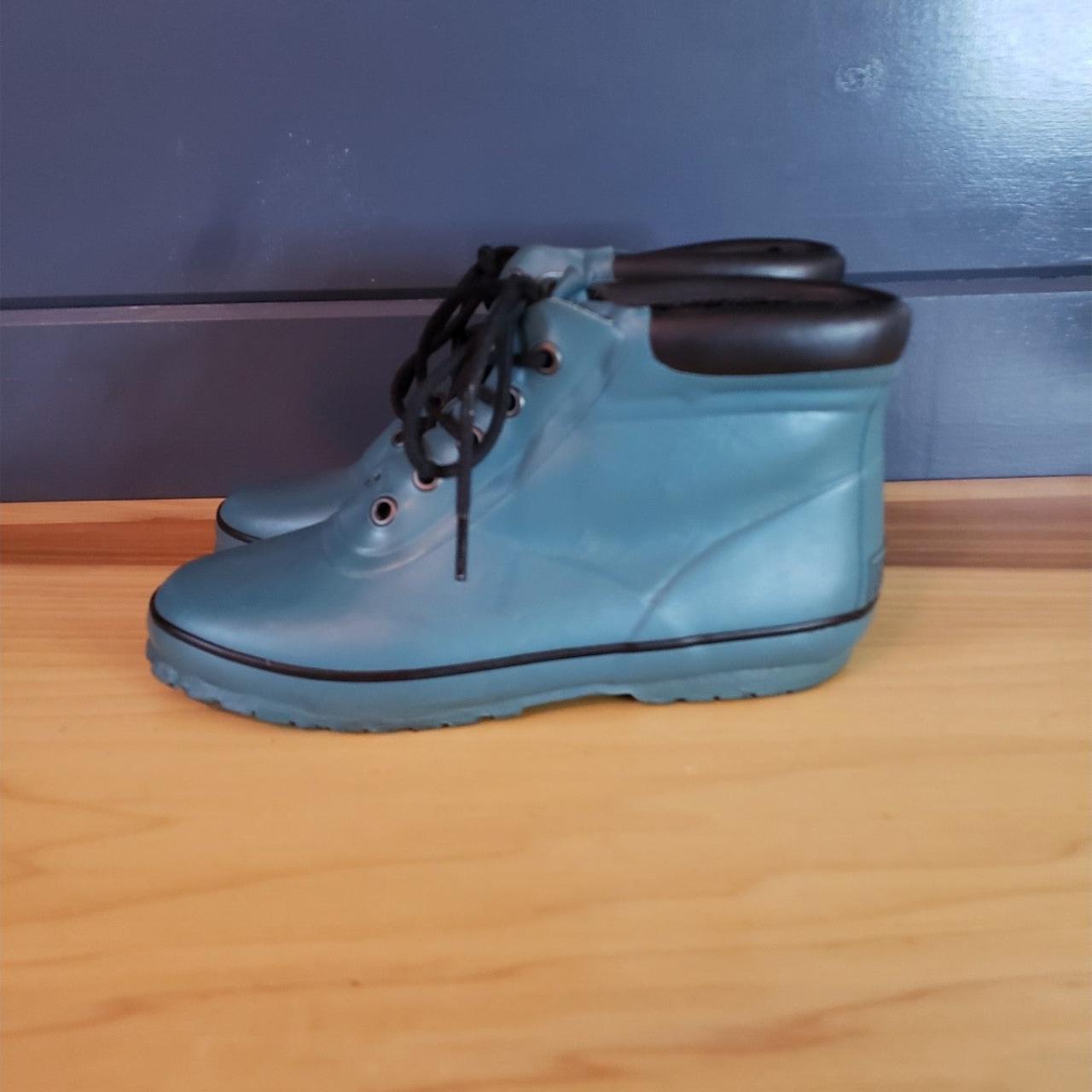 Lands' End Women's Blue Boots Depop