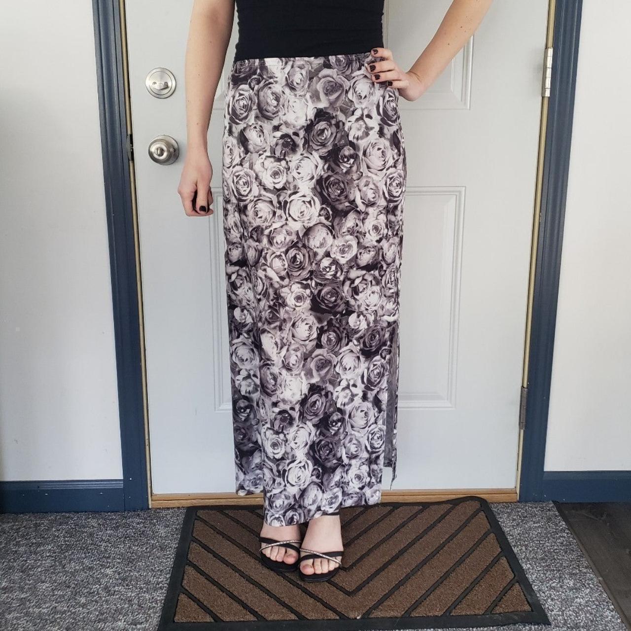 item listed by kaitlynsvintagecloset