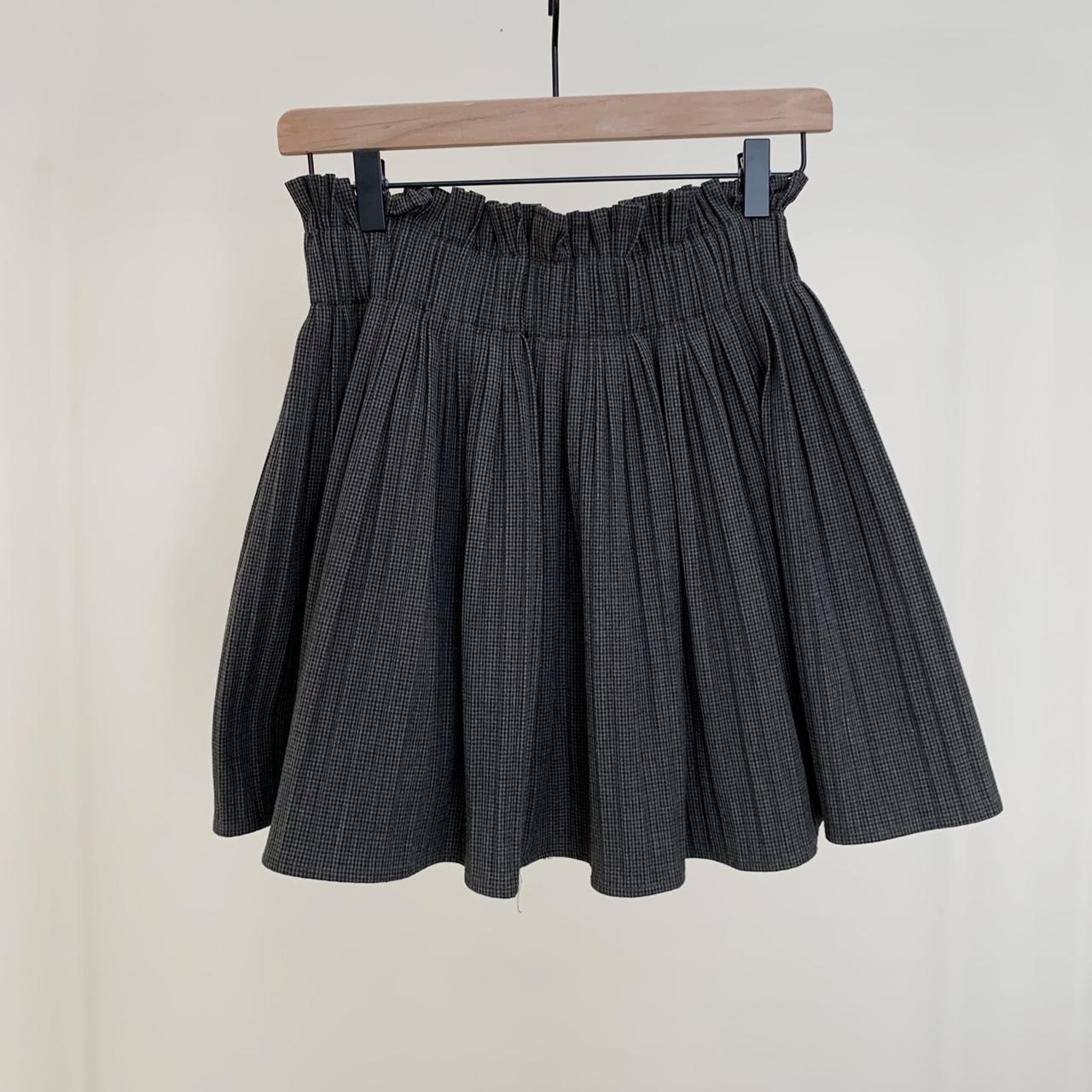 Zara high waisted pleated skirt | size small | has... - Depop