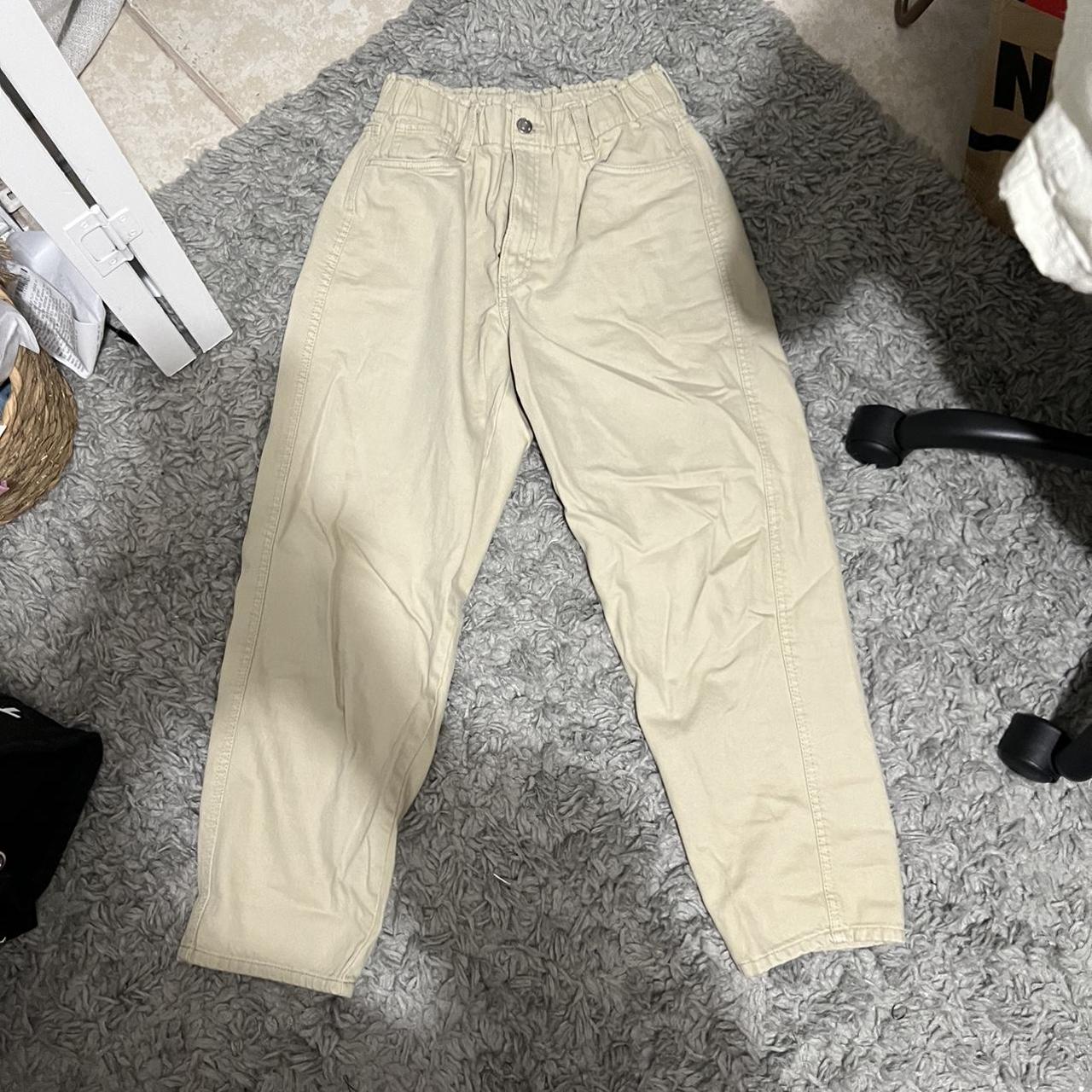 H and M white cargo pants. Measures 16 inches across... - Depop