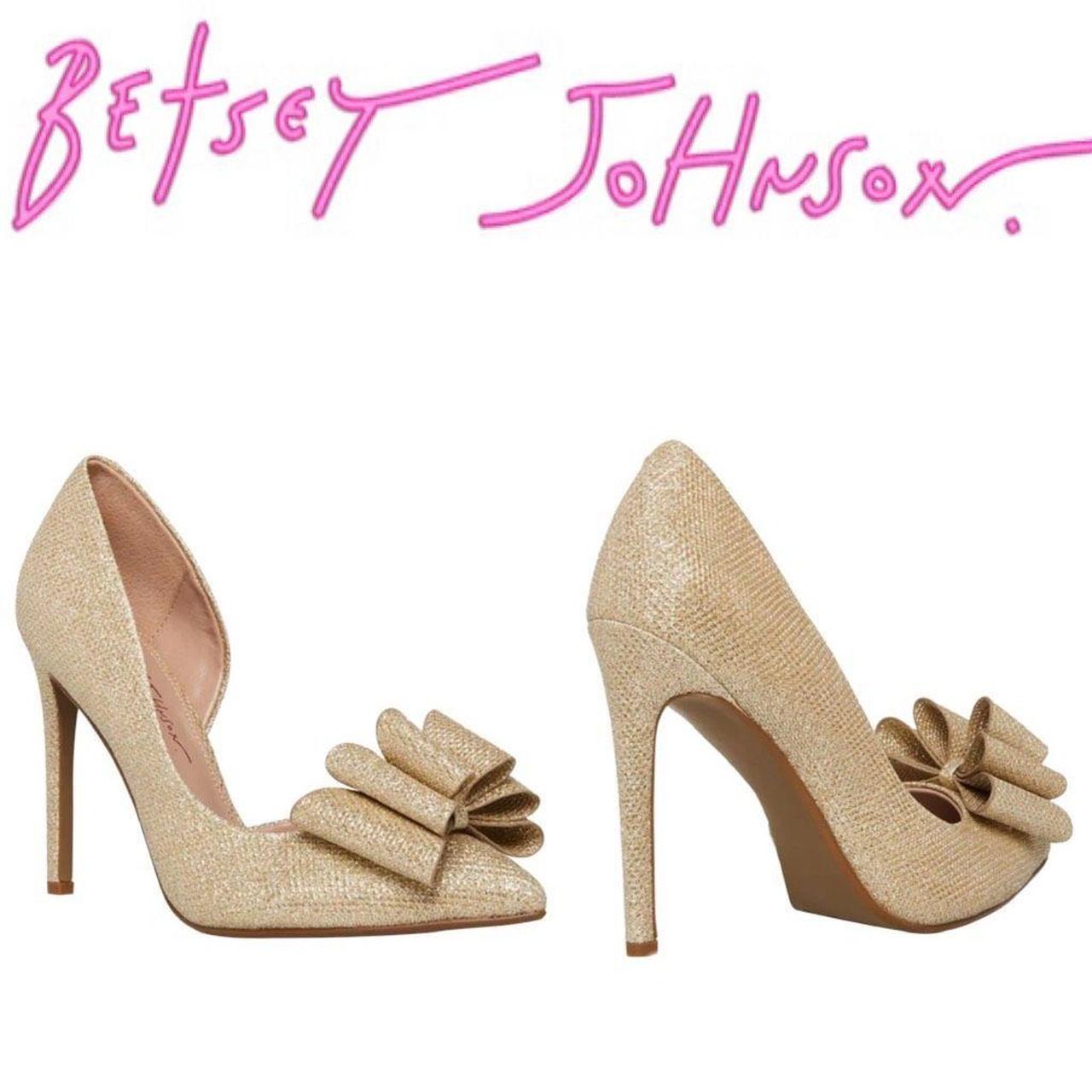 Betsey Johnson Golden Orsay Pumps Glitter Like Depop