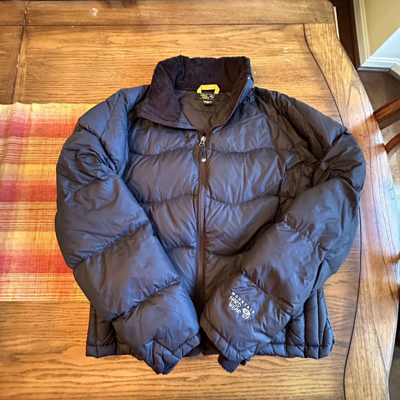 mountain hardwear down jacket; women’s M Depop