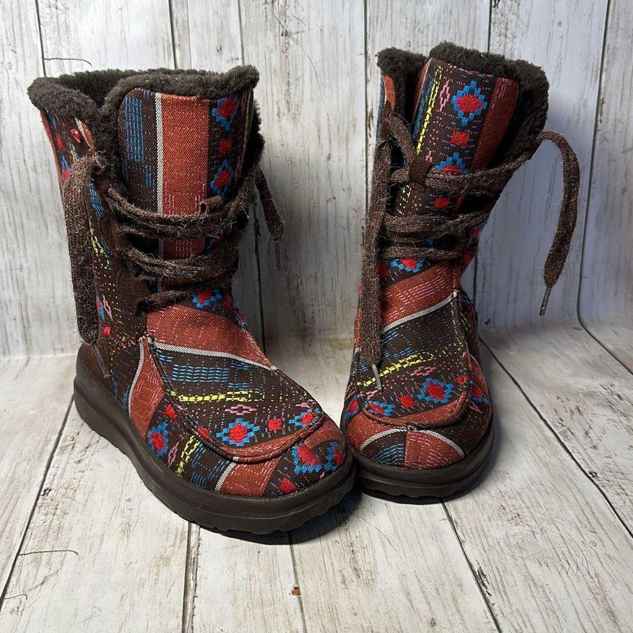 Sanuk flurry deals baja boots