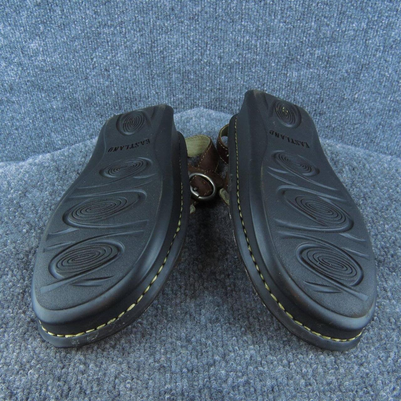 Eastland Women's Brown Sandals (7)