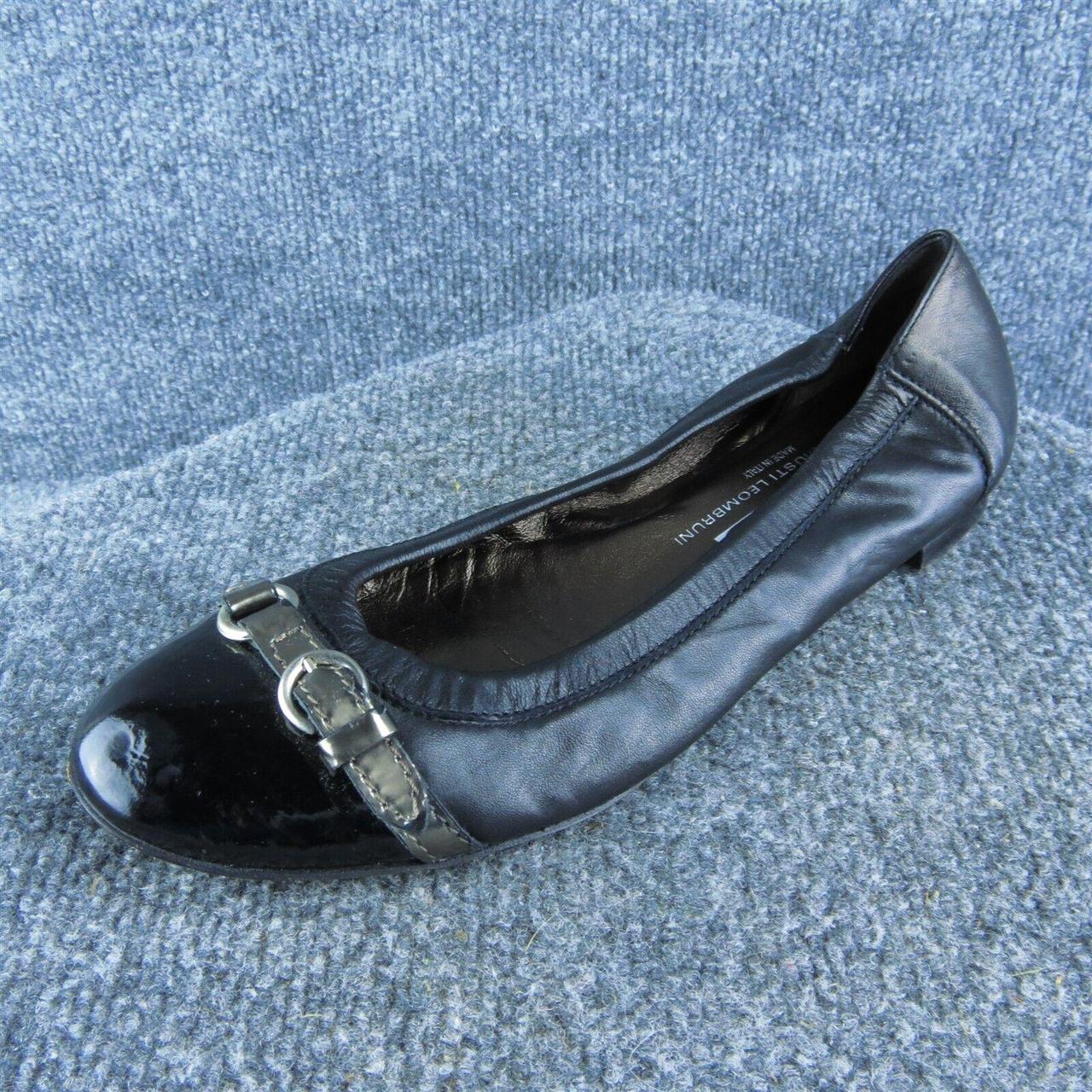 item listed by shoecabinet