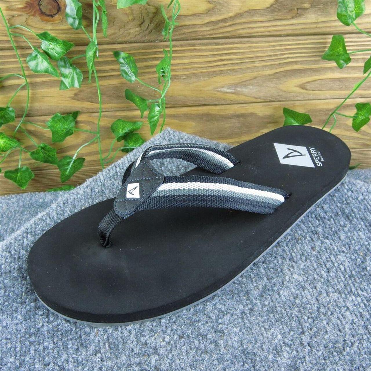 item listed by shoecabinet