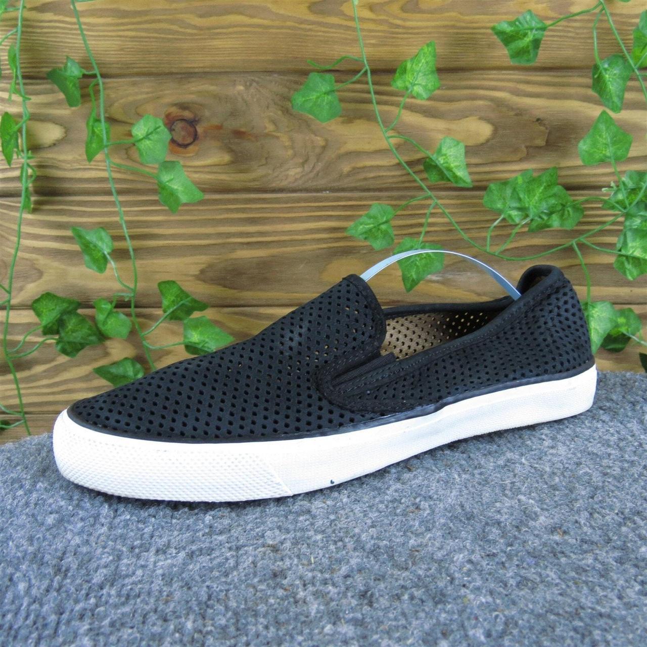 item listed by shoecabinet