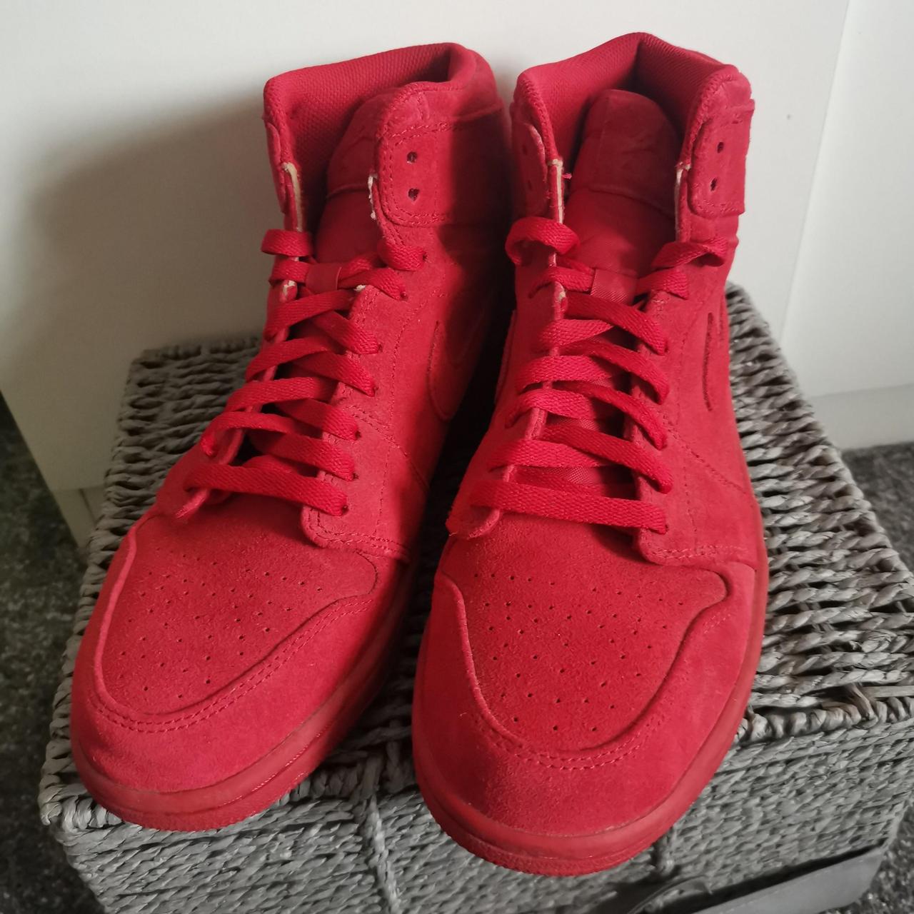 Nike Men's Red Trainers | Depop