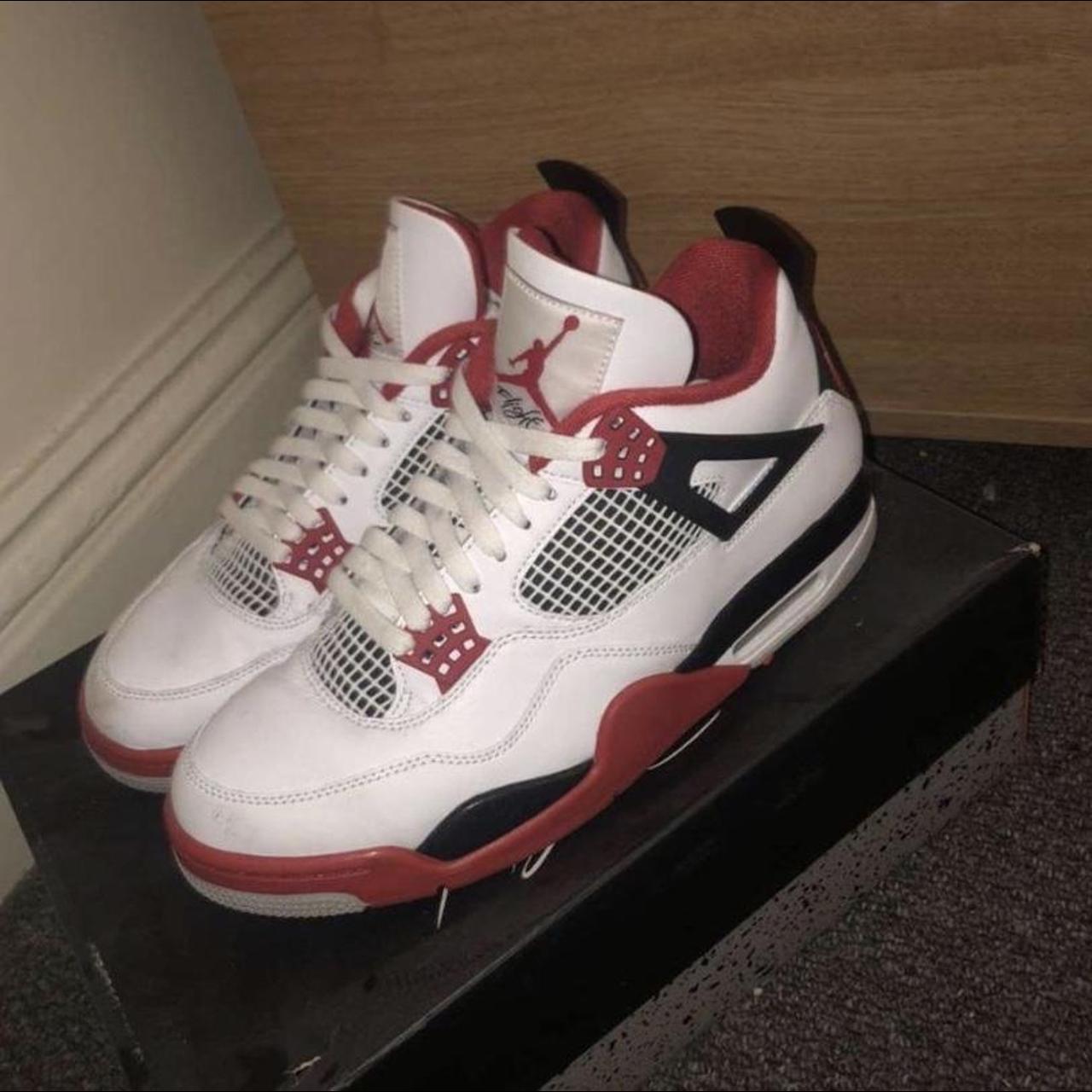 mens fire red 4