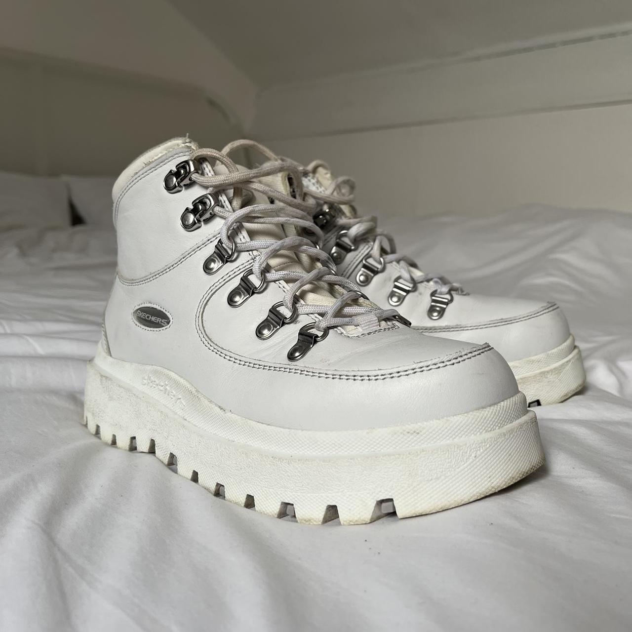Skechers Jammers white platform boots 🐉 in good... - Depop