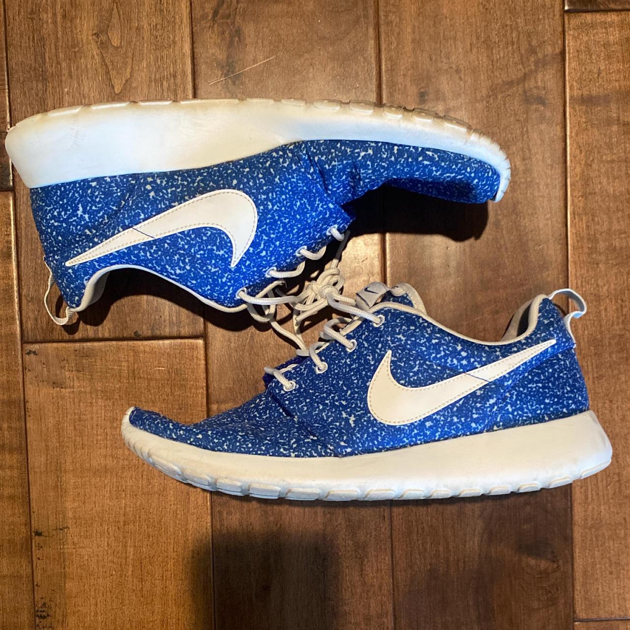 Navy blue nike roshe womens best sale