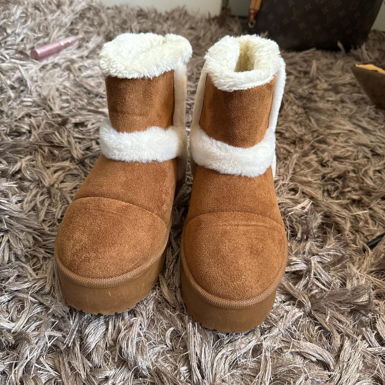 item listed by oholiwia