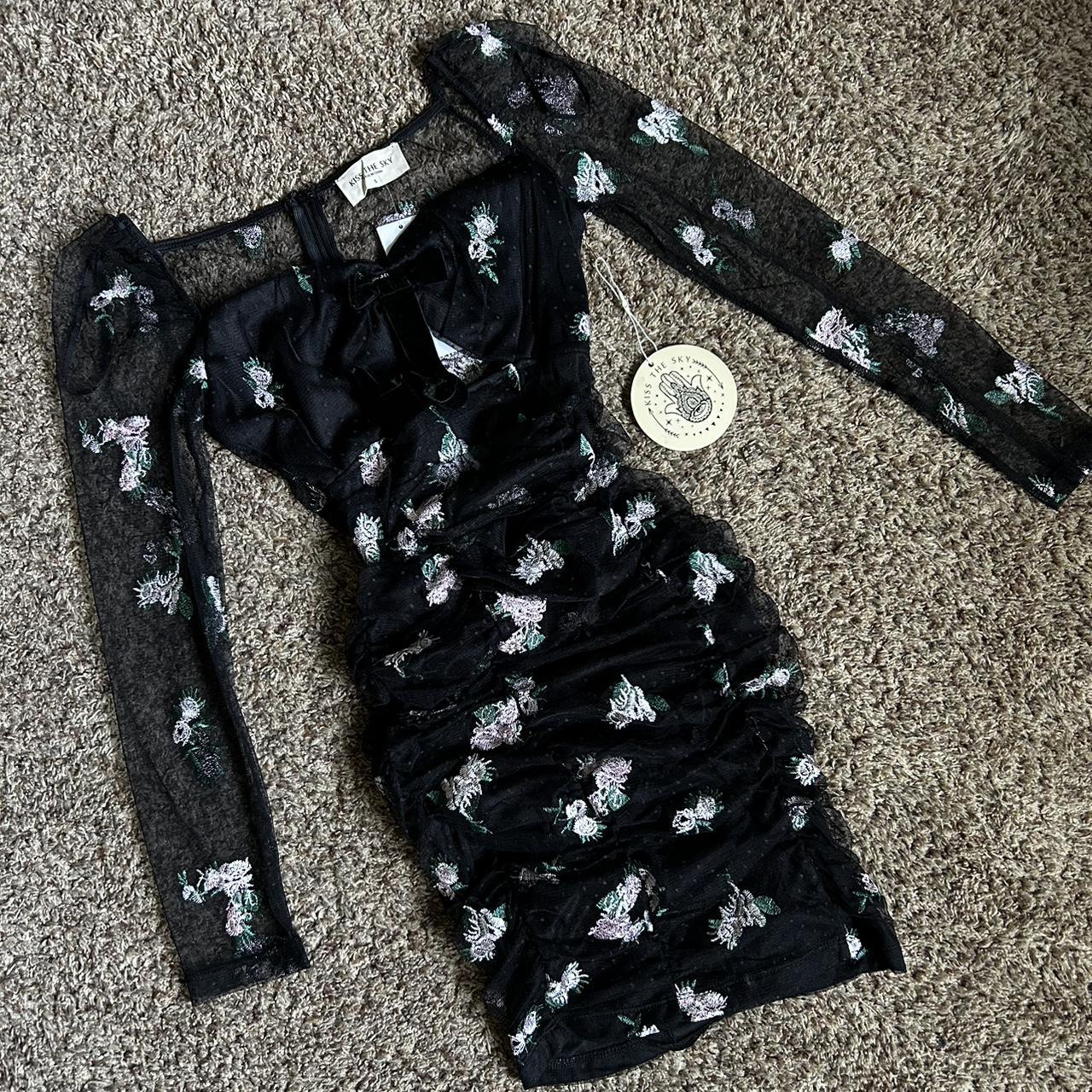 item listed by annacmartino