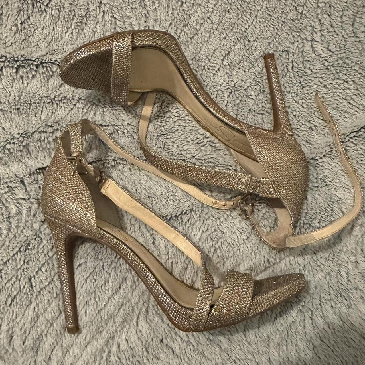 Jessica Simpson gold sparkly heels with a strappy. Depop