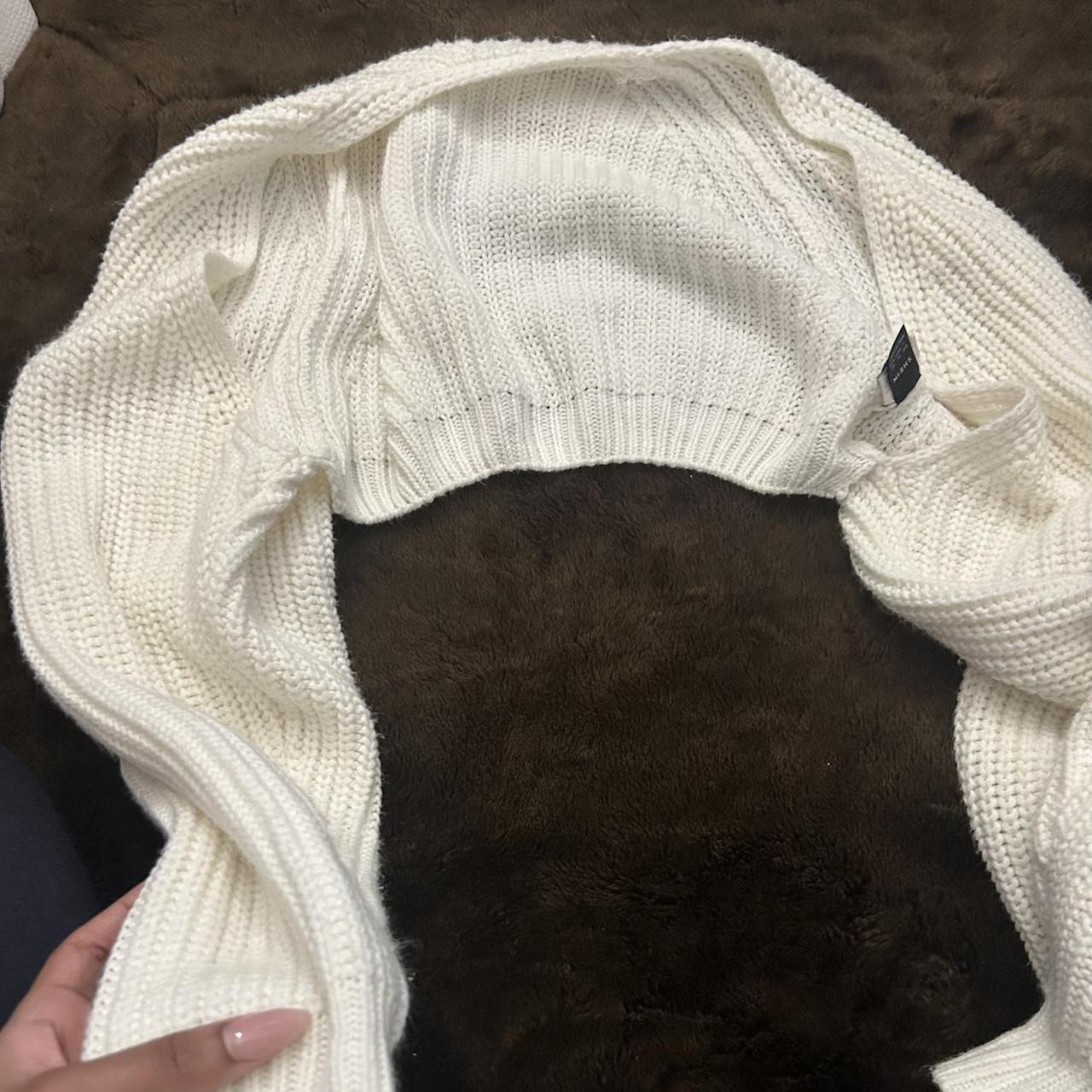 item listed by chelseasoscloset