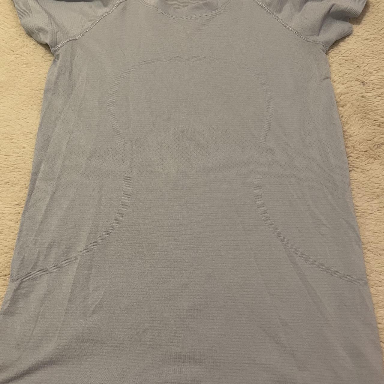 Lululemon Women's T-shirt | Depop