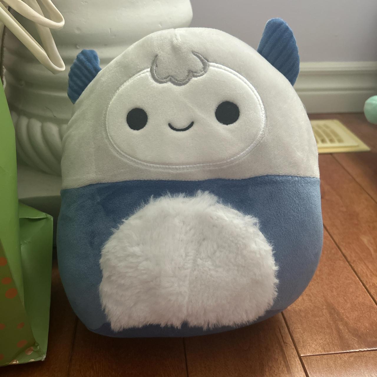 Squishmallow deals Canadian Yeti 8”