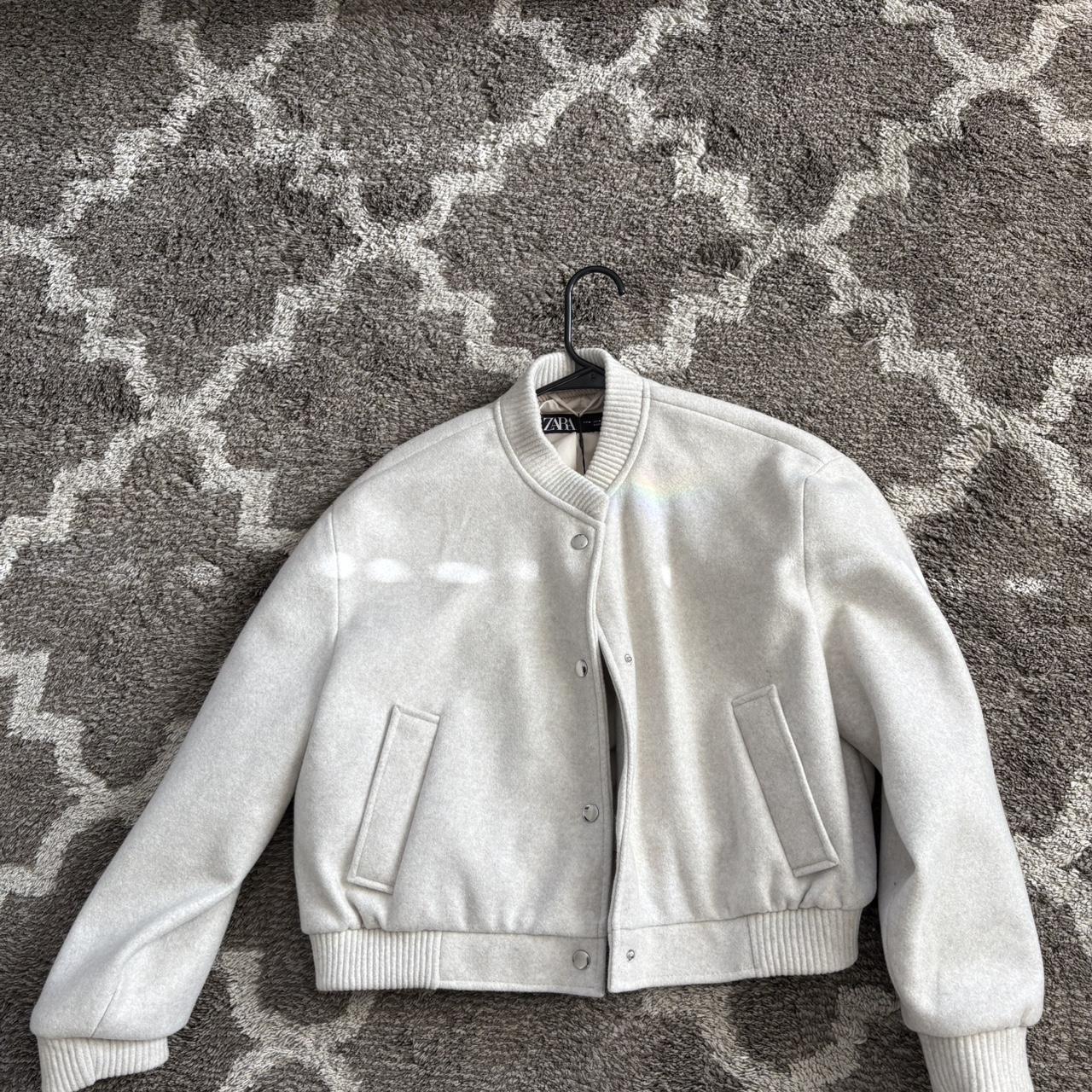 item listed by clairedynese