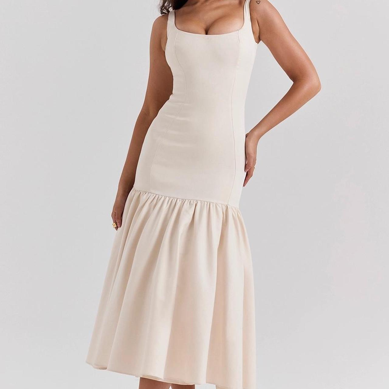 [タグ付き新品] イギリスhouse of cb amore sサイズ House of CB Amore dropped waist dress in vintage | Depop