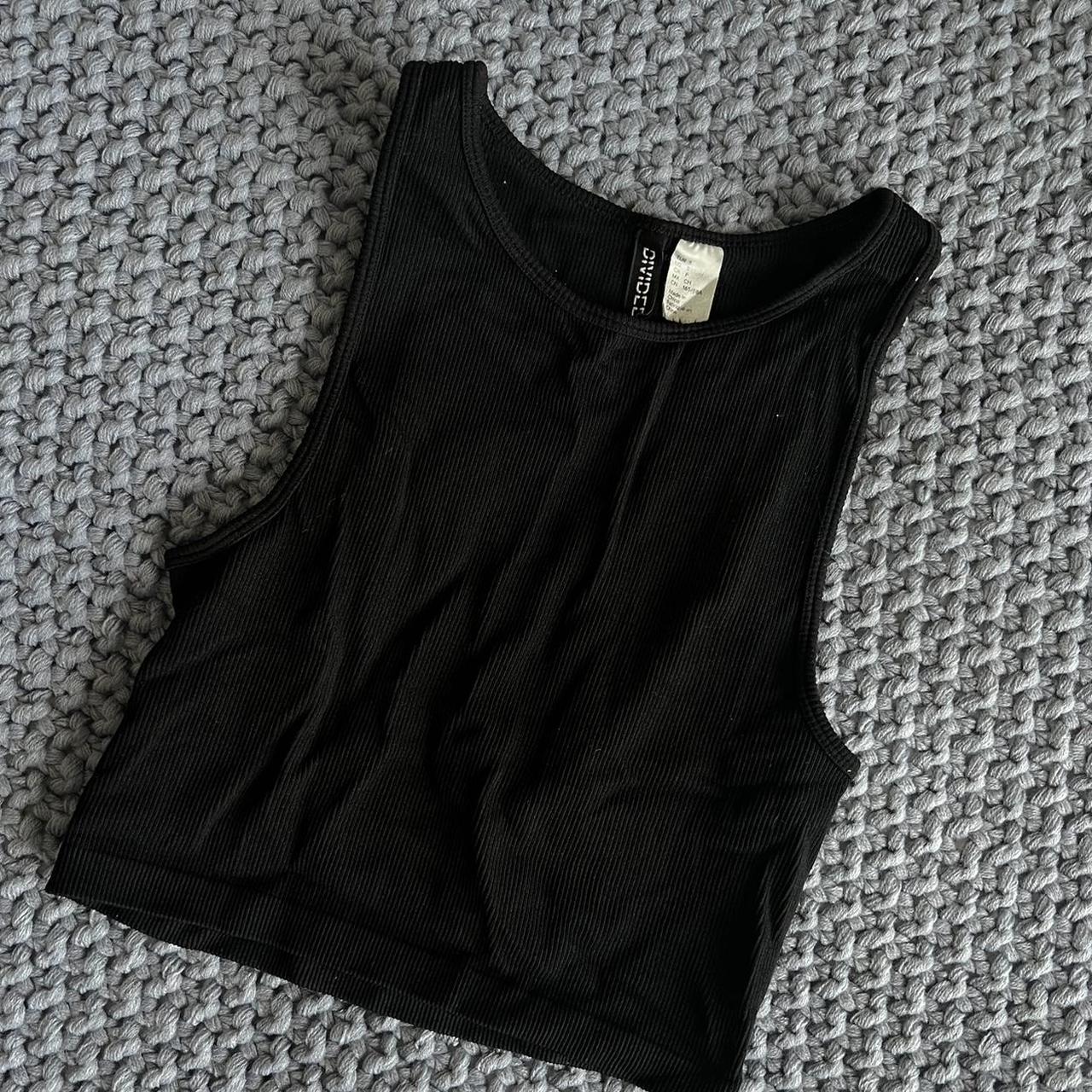 H&M Women's Black Vest Depop