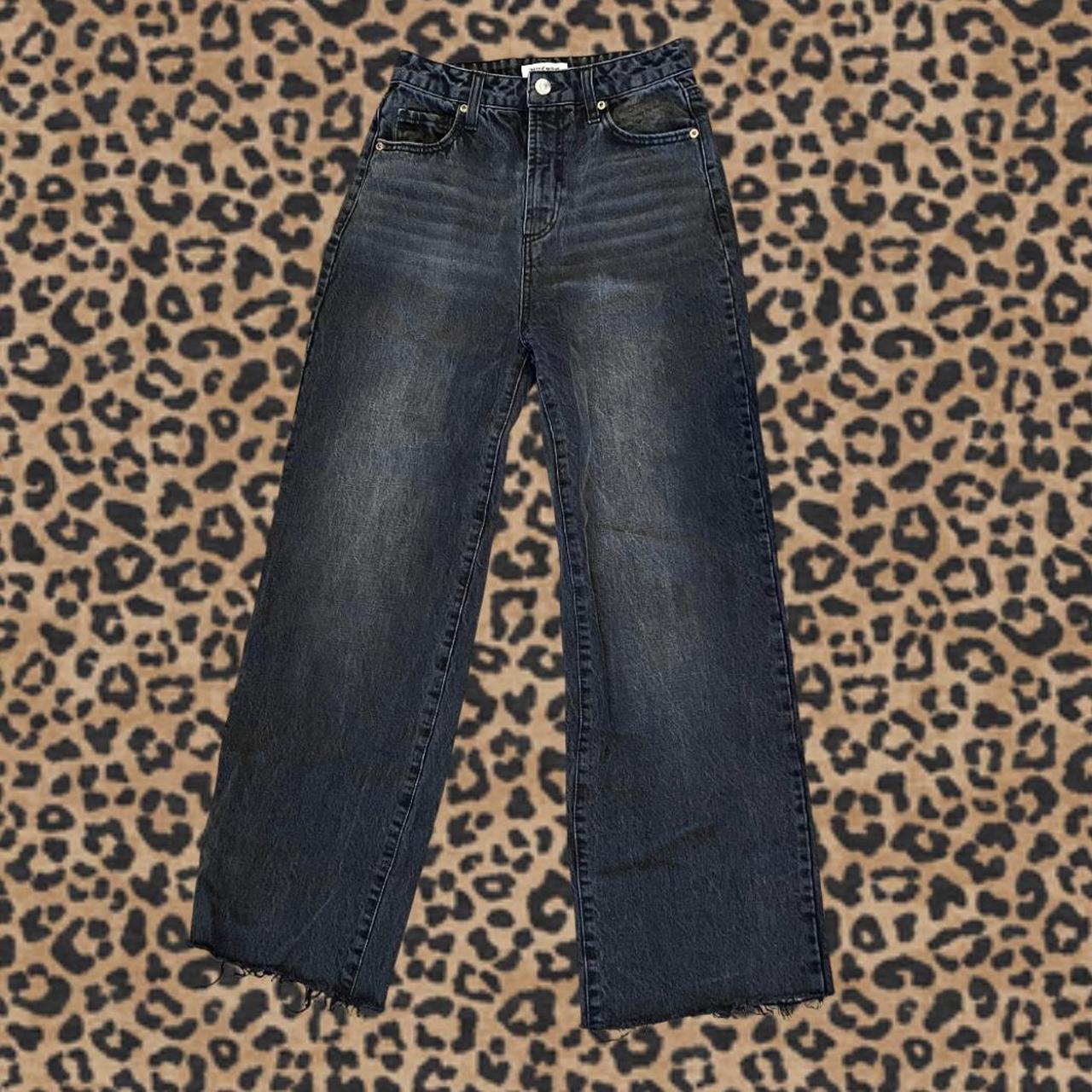 item listed by leahschimpf