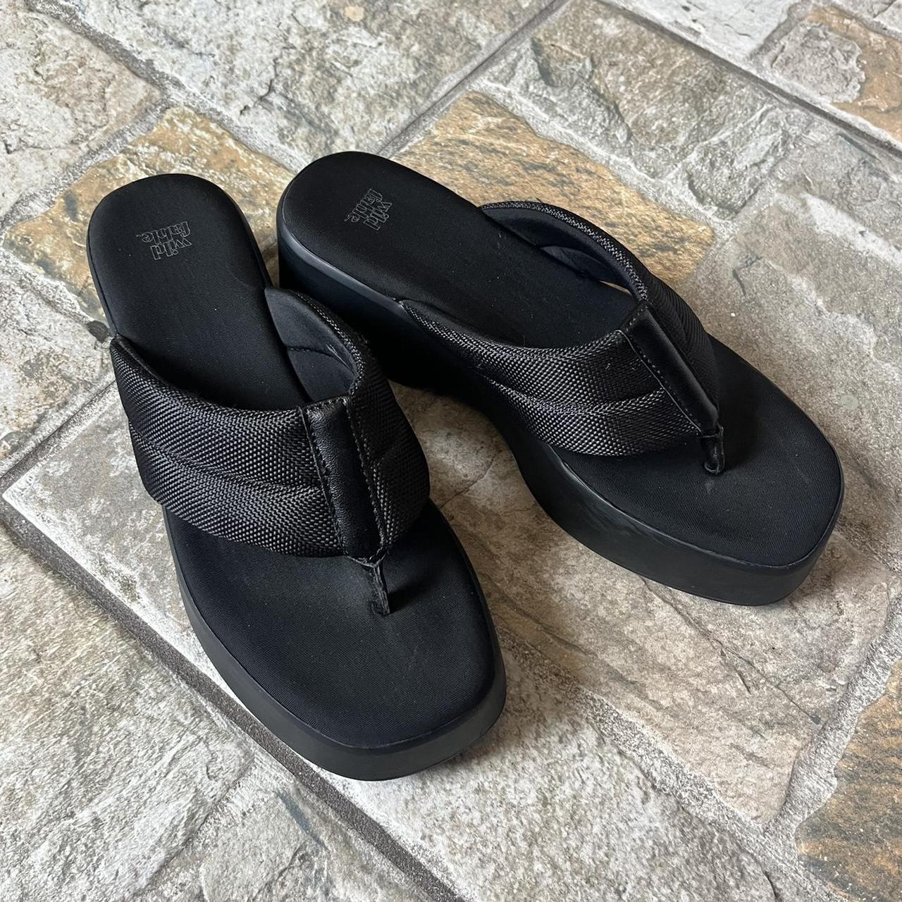 Wild Fable Women's Black Sandals Depop