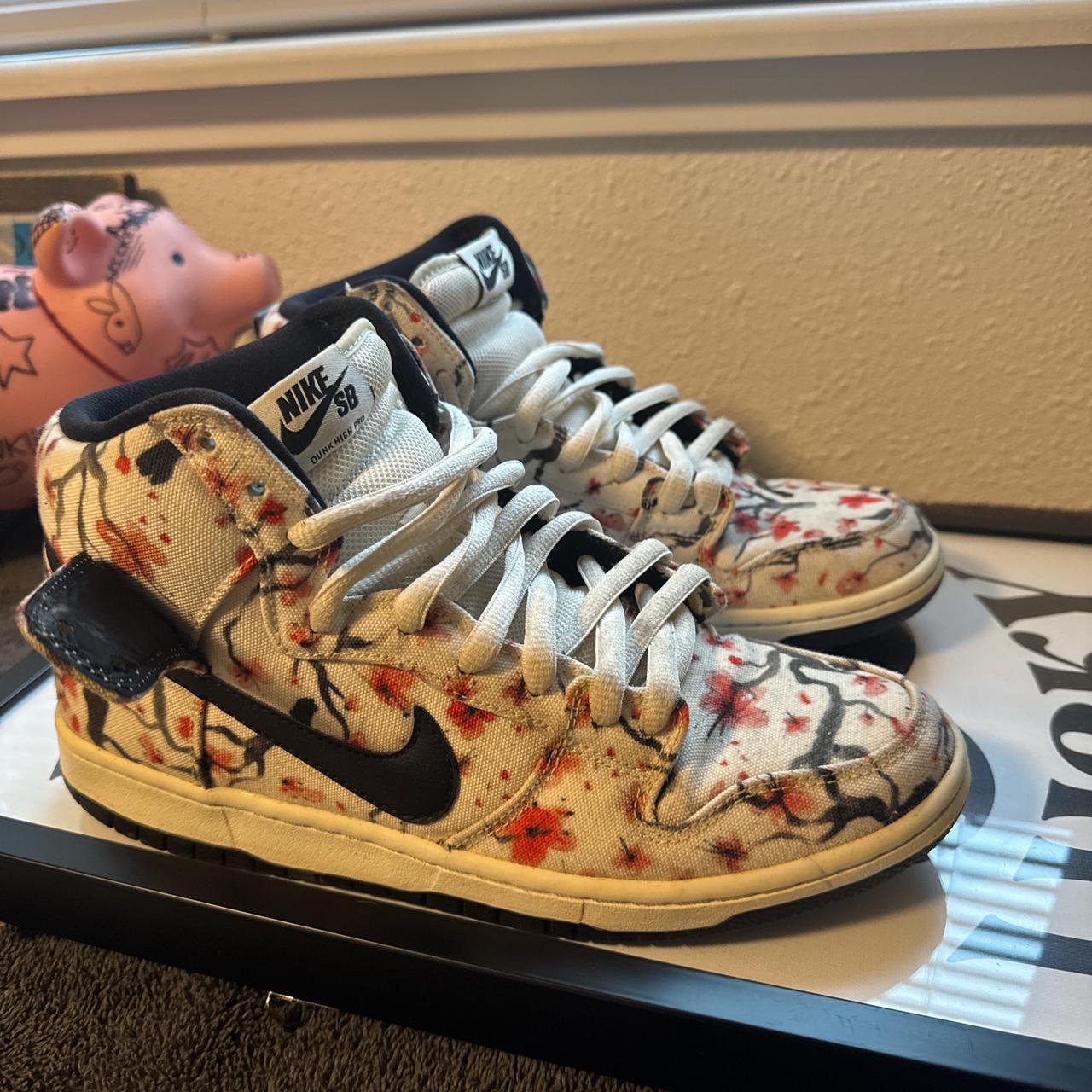 item listed by equiscloset