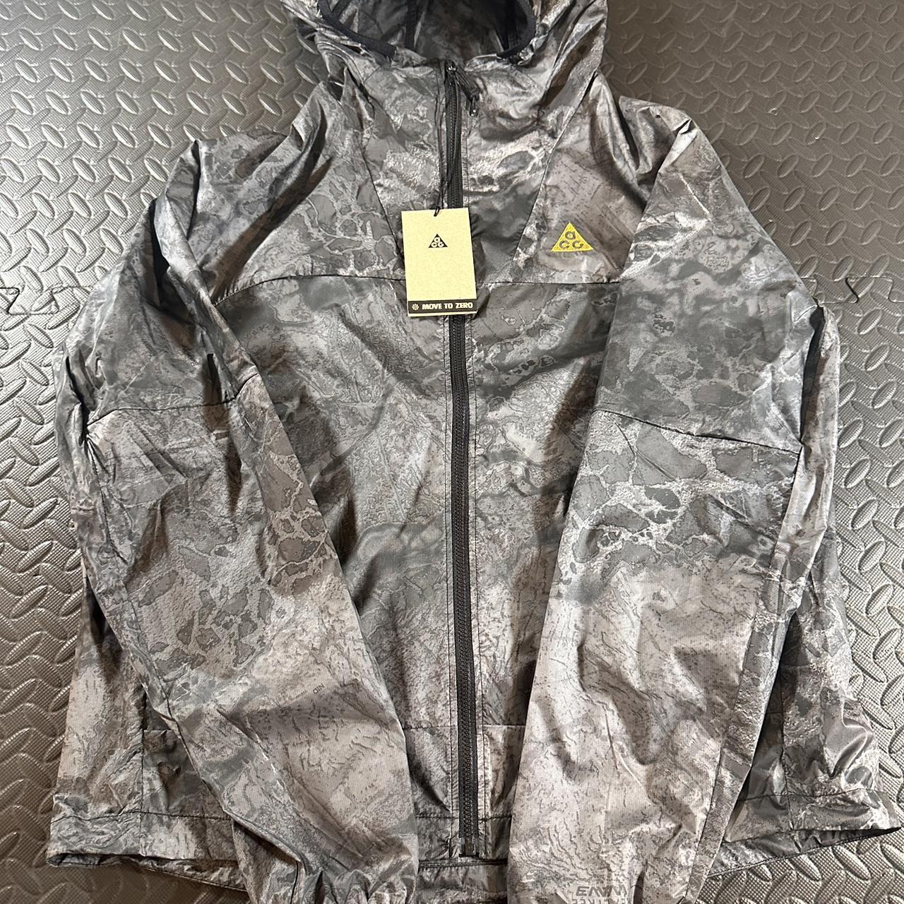 Nike ACG Women's Jacket Depop