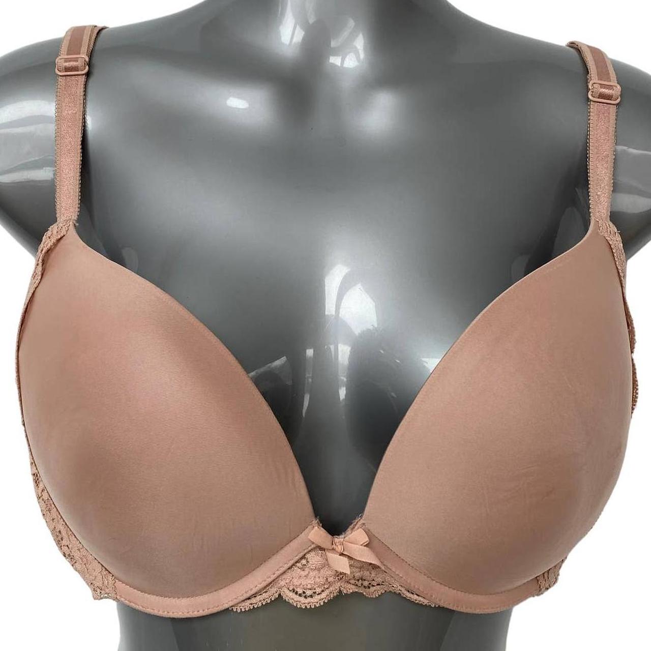 Victoria's Secret bra size 34, DD - Depop