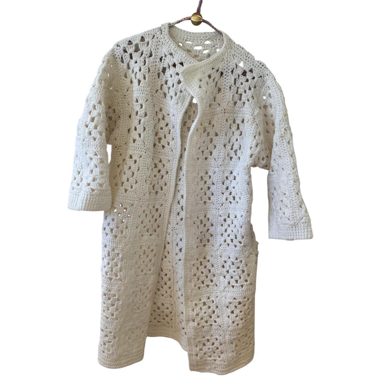 Source Unknown Women's Sweater - White - L – Step… - image 1