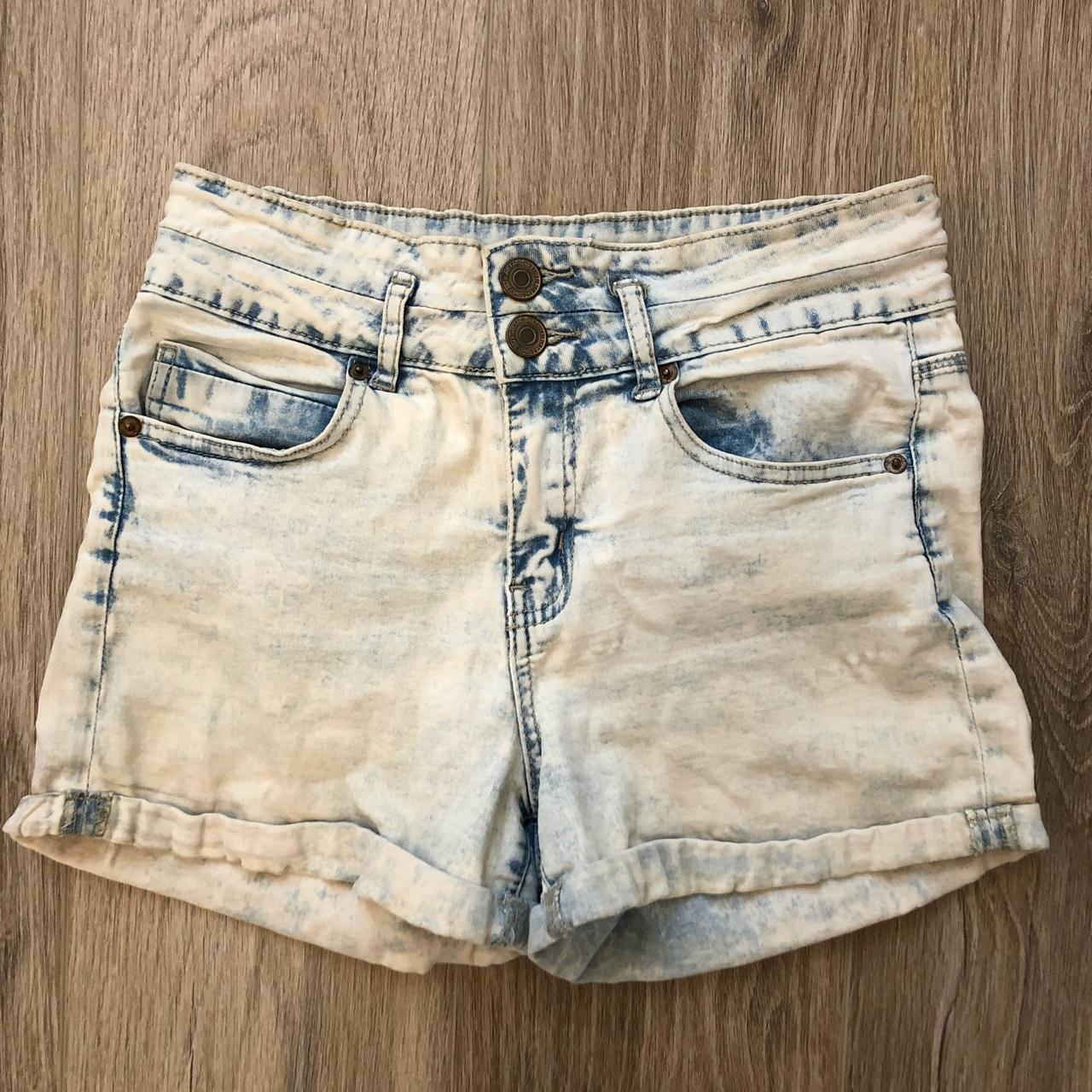 Cotton On Shorts Has a nice stretch to them. Very... - Depop