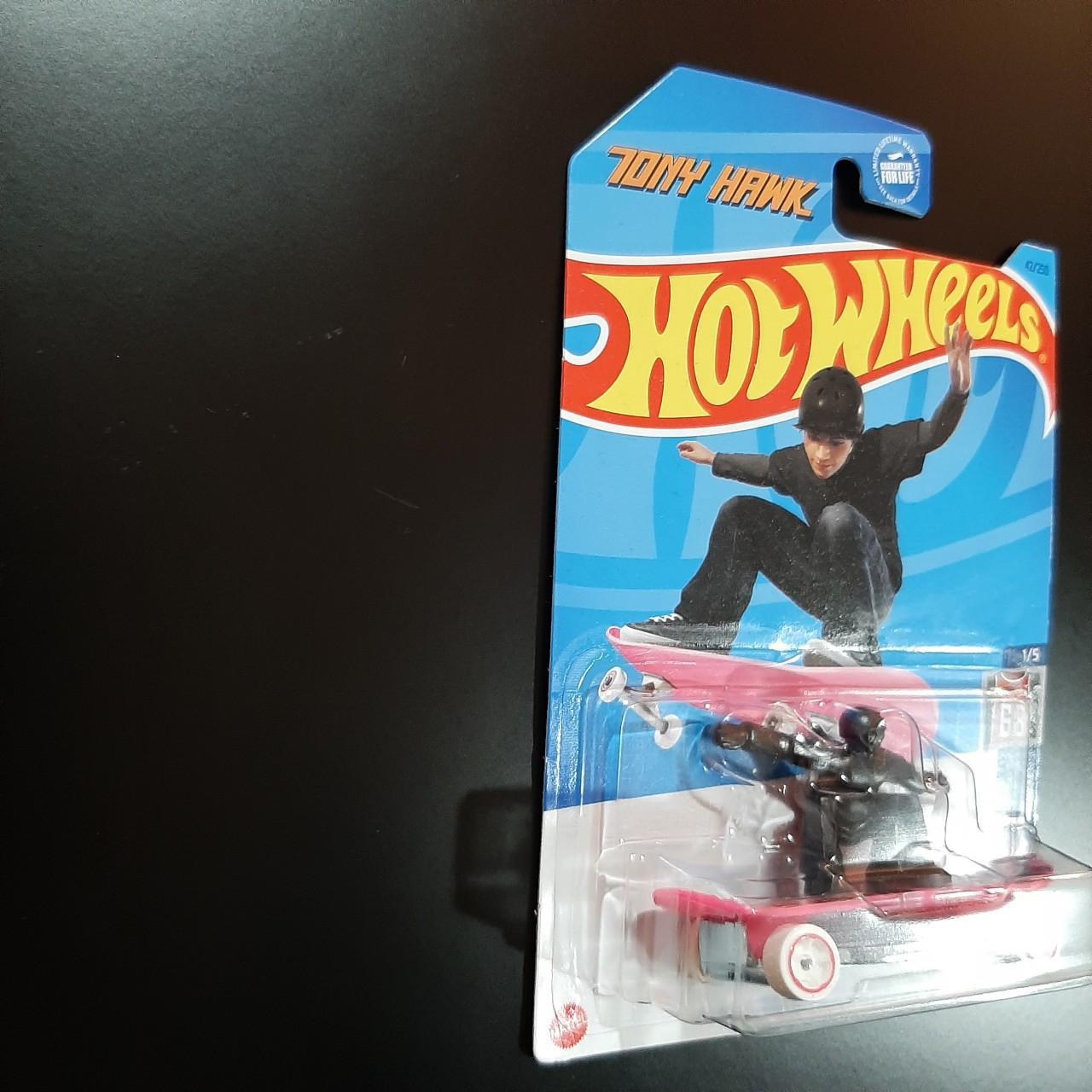  Hot Wheels - Skate GROM - HW Sports 1/5 - Pink - 2023