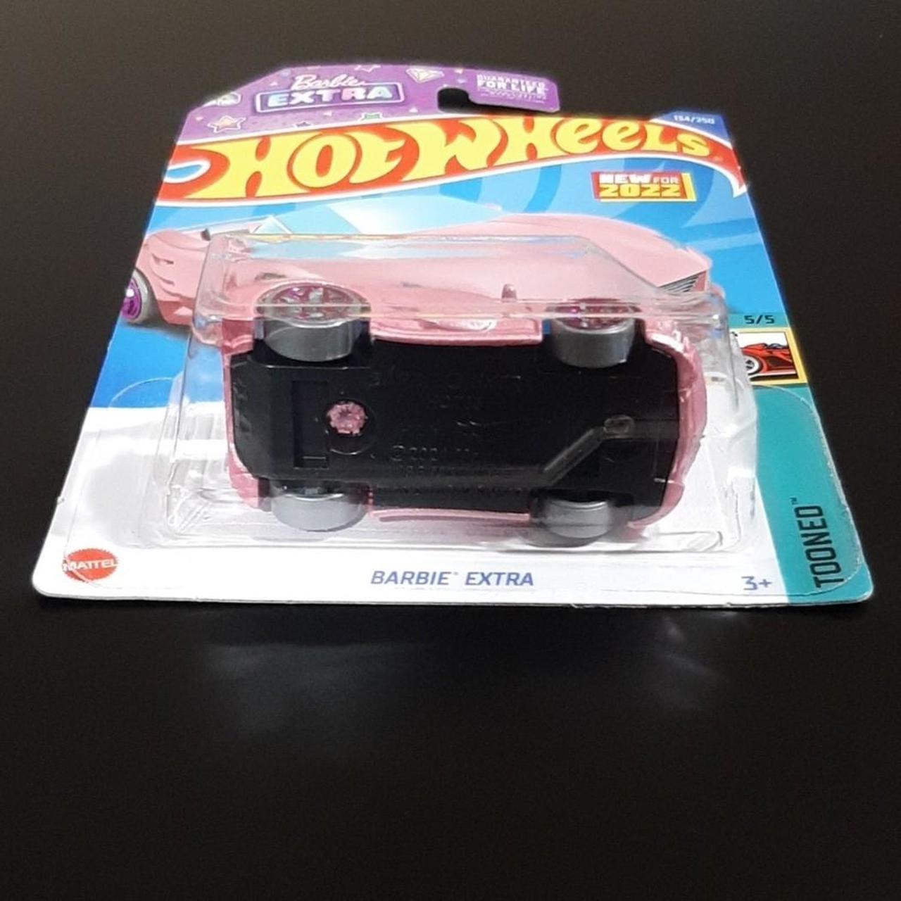 Hot Wheels 2022 - Barbie Extra - Tooned 5/5 [Pink] 134/250