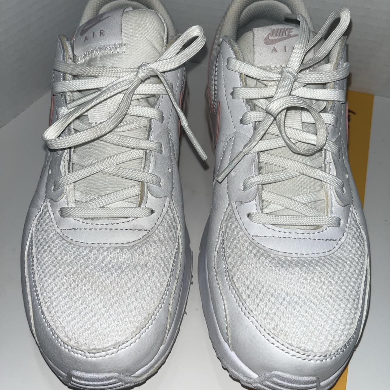 item listed by thriftingnonahs32