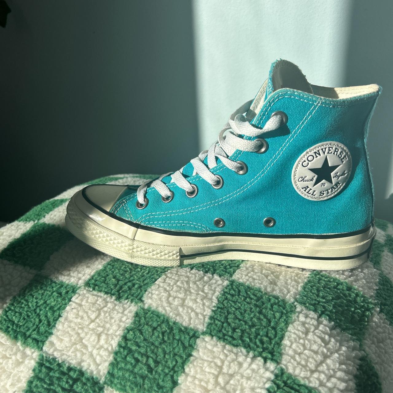 Incredible converse Chuck Taylor. Size Depop