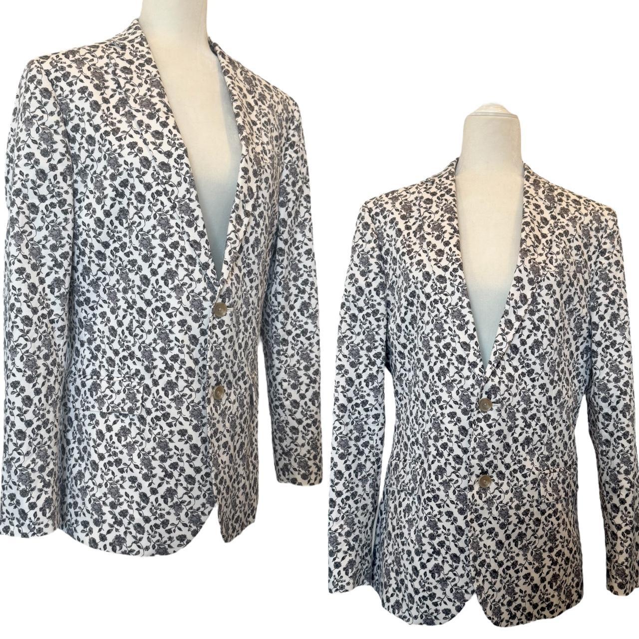 item listed by poshthreads