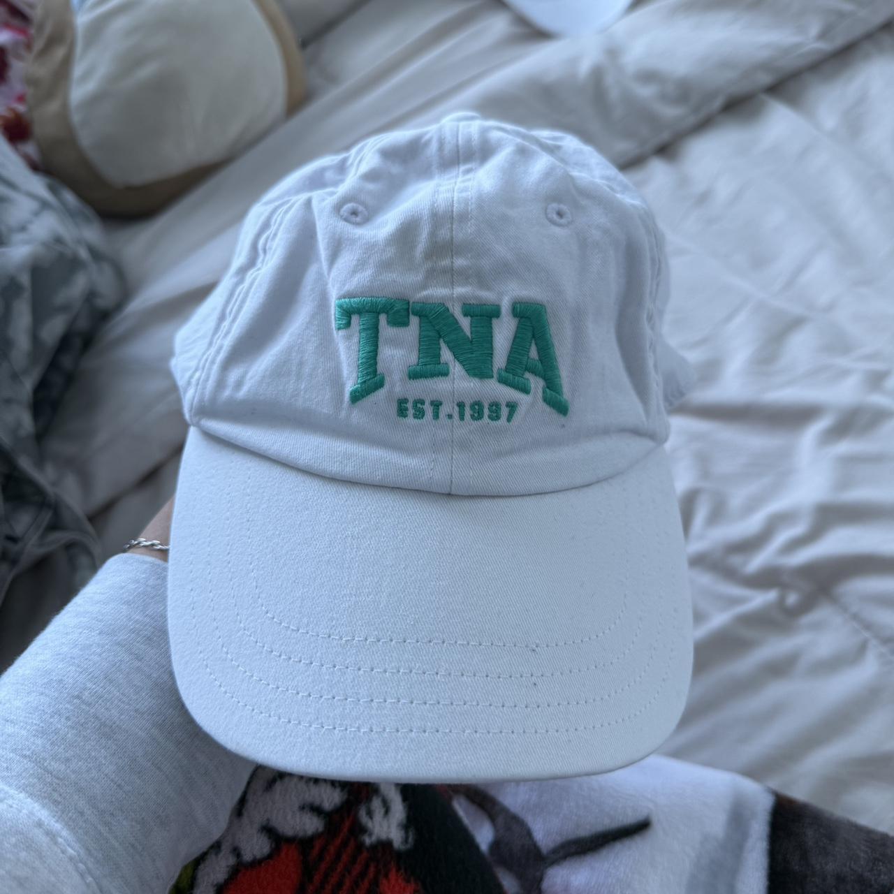 item listed by noemiandrade