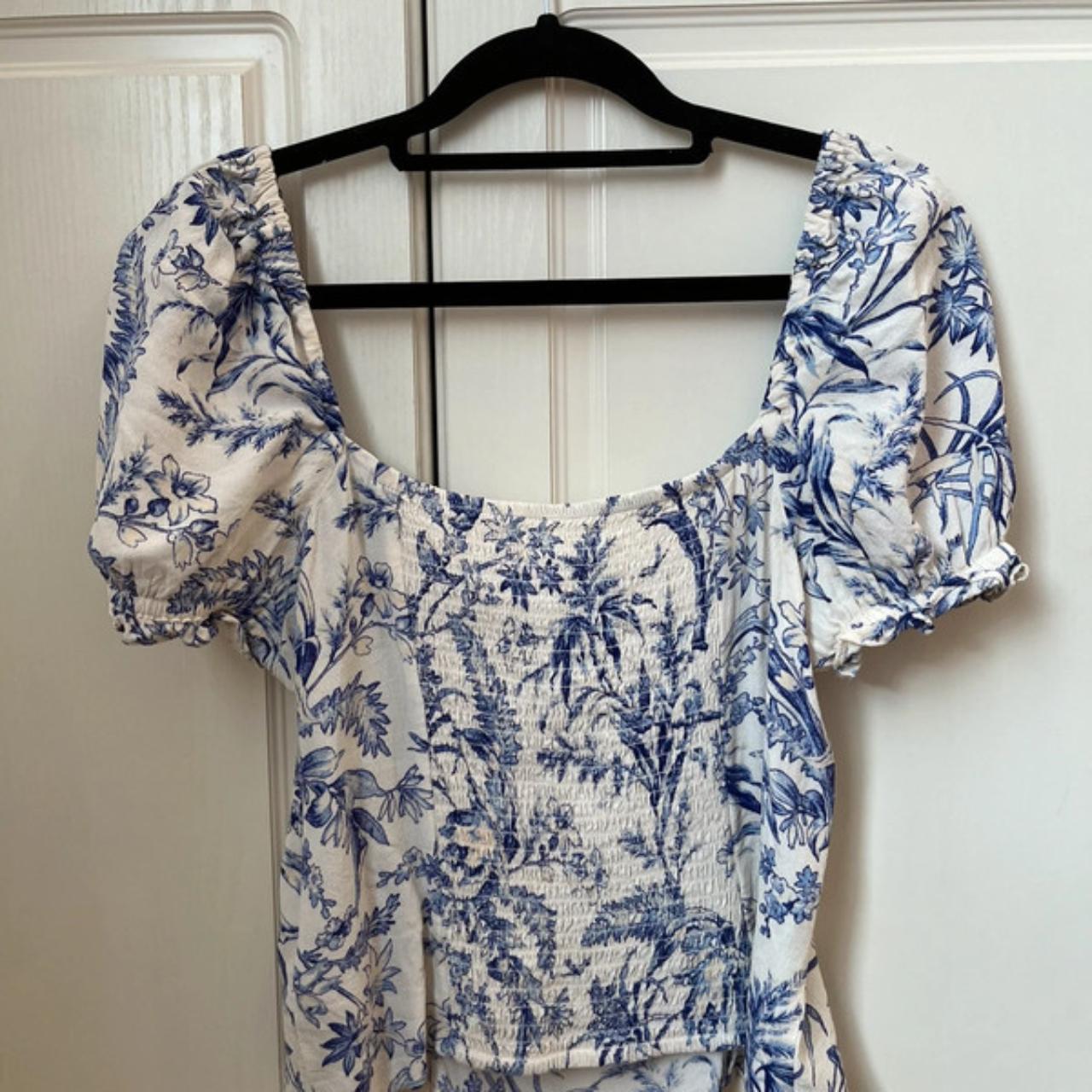 H&M Women's White and Blue Blouse | Depop