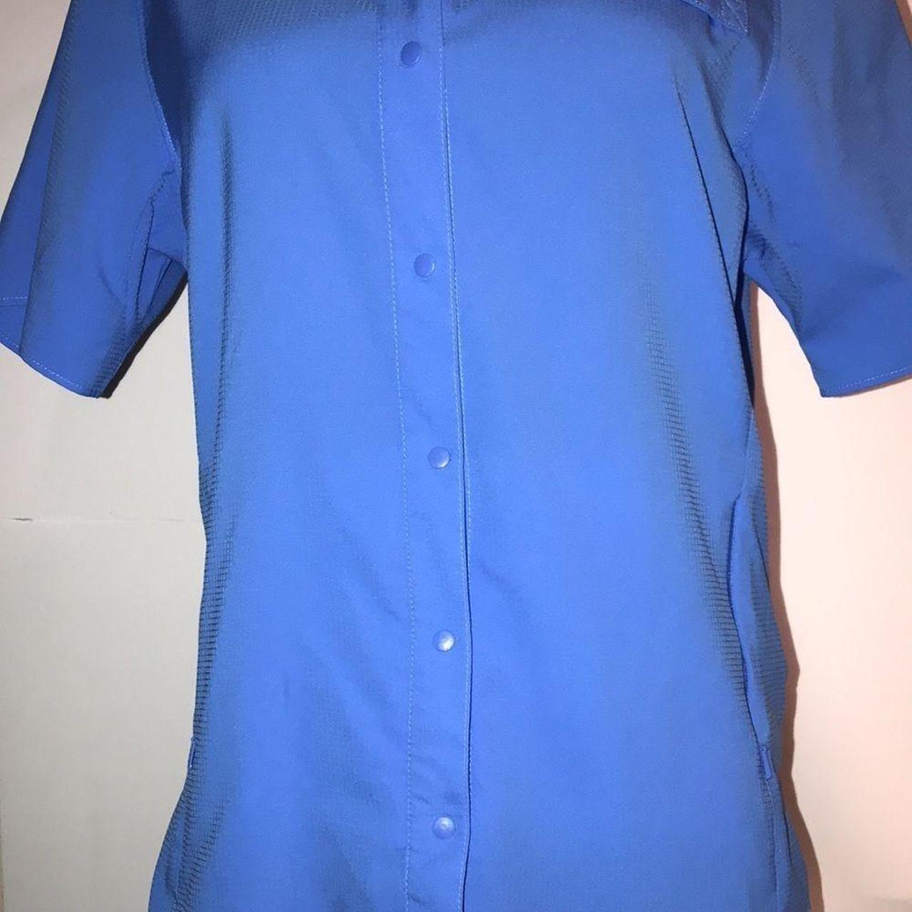 Women's Columbia Omni Shade Button Down Fishing - Depop