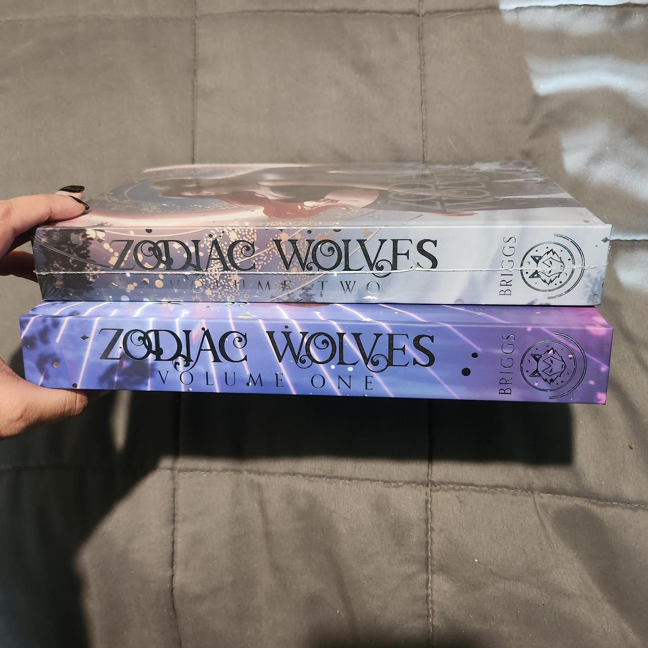 Arcane Elizabeth Briggs Zodiac good Wolves