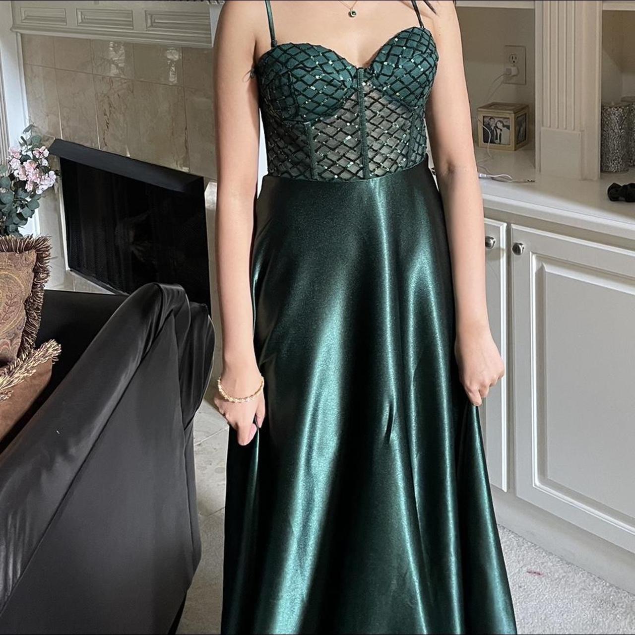 Windsor dark 2024 green dress