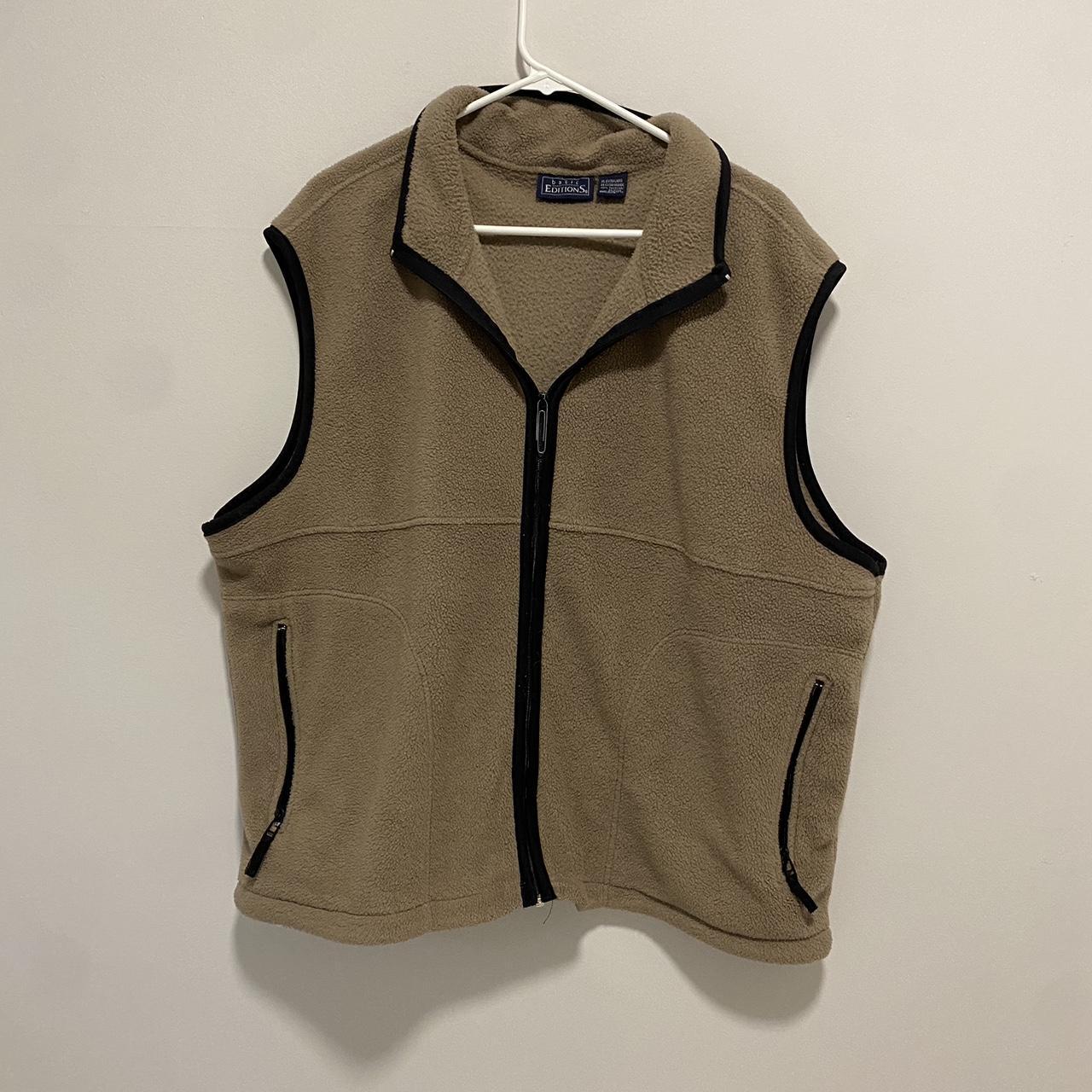 Basic Editions Men's Tan and Navy Gilet